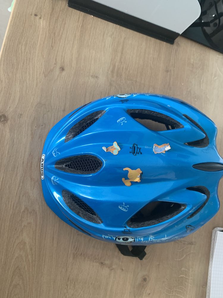 Kask polecam abus niebieski