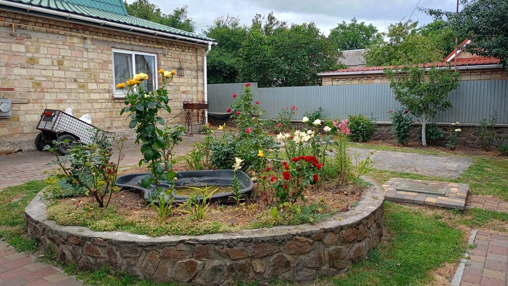 Продається компактний будинок у смт Борова, 40км.від Києва.