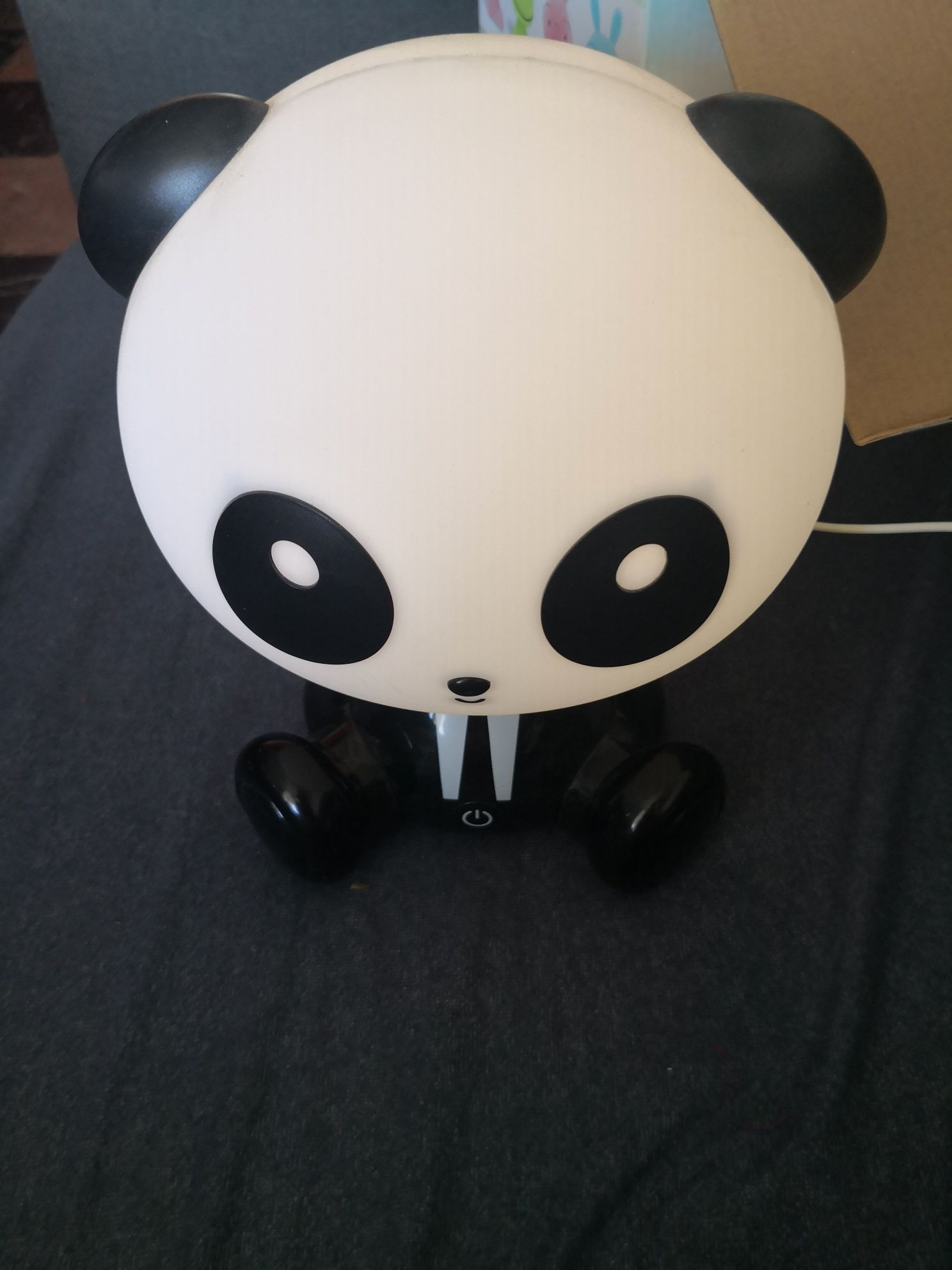 Lampka Panda czarno-biala