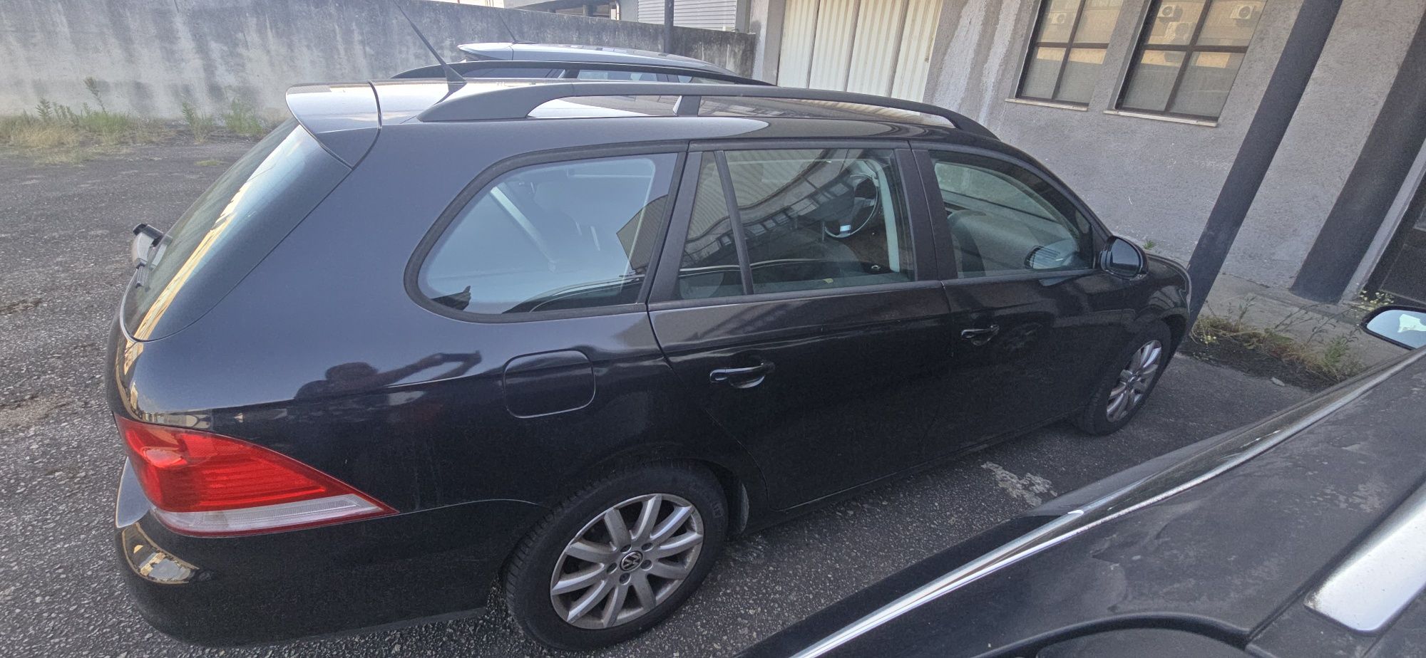 VW Golf v variant 1.9 tdi com motor avariado