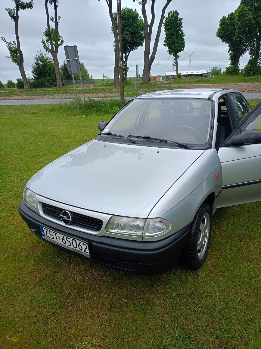 Sprzedam Opel Astra f