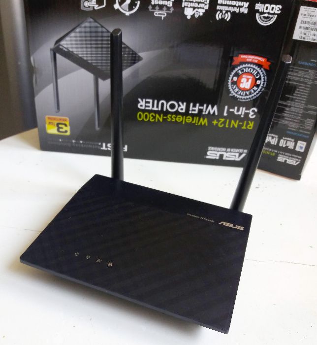 Router ASUS RT-N12+ Wireless-N300