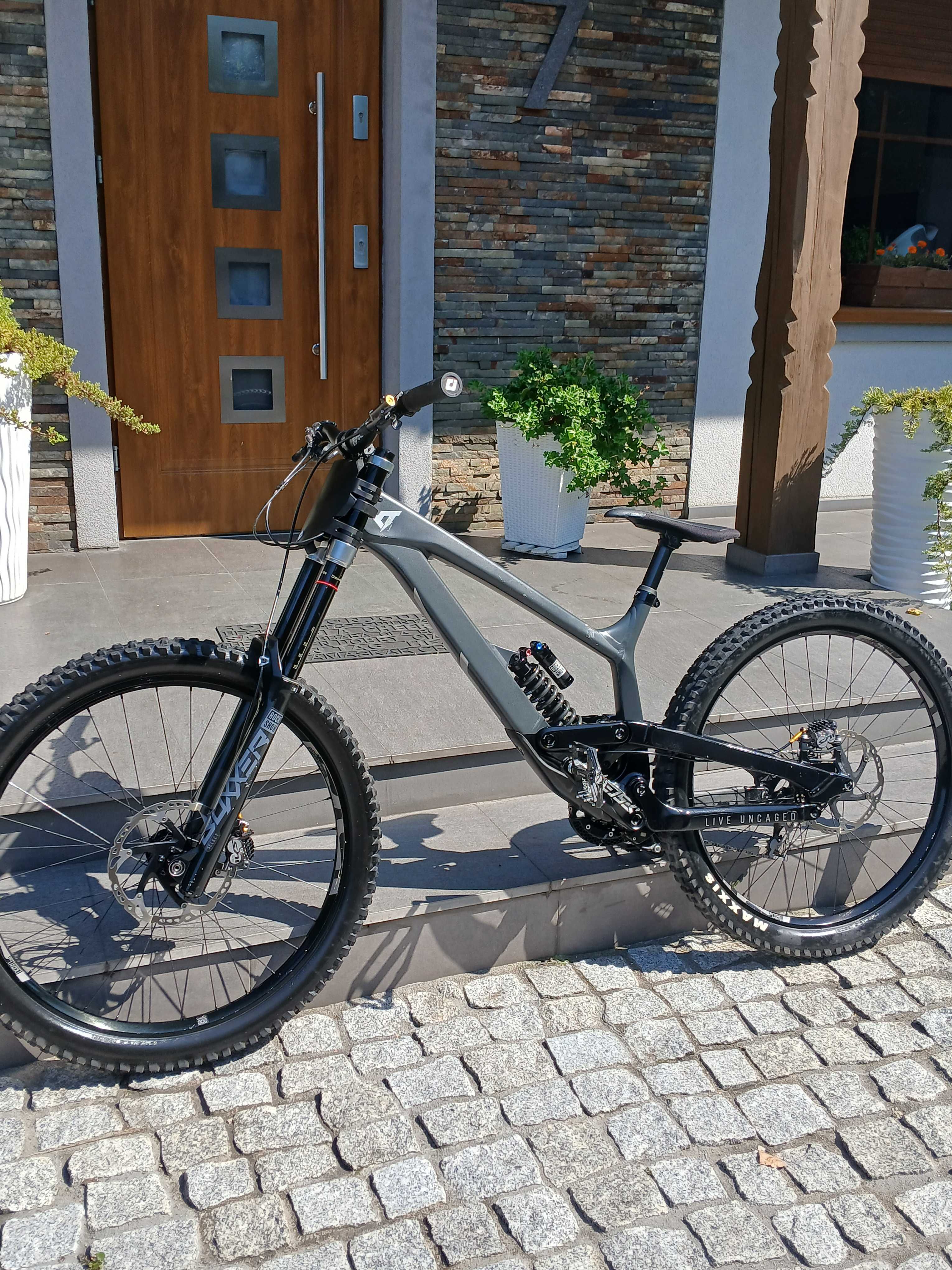 Yt tues core 1 rozmiar L 2022 downhill/freeride