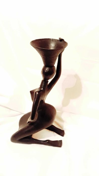 Estatueta em metal.  Vintage