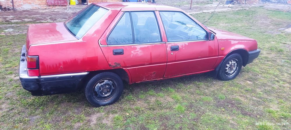 Mitsubishi lancer 1986