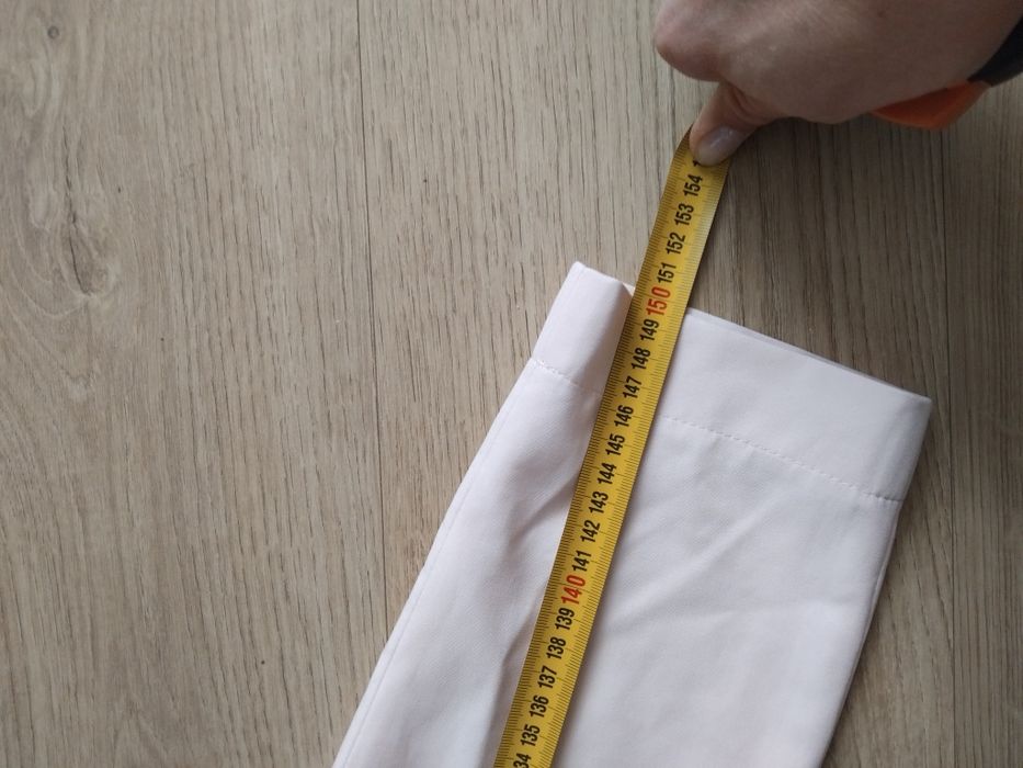 Kombinezon Yulla M jasny różowy pudrowy roz elegancki