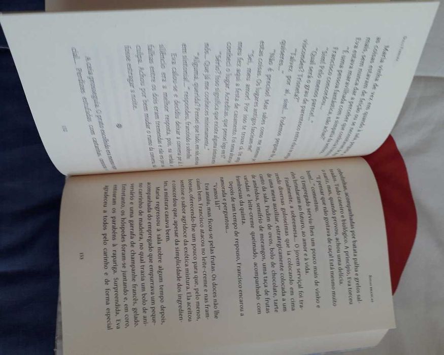 Livro "Rosas Brancas" e "Pequenos Contos/Trechos de realidade"