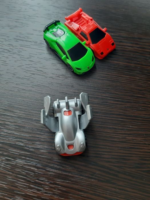 Машанки киндер іграшки