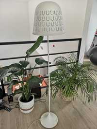 Lampa podłogowa stojąca Ikea biała E27 pokój dziecięcy salon sypialnia