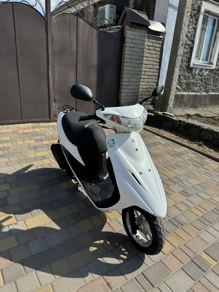 Suzuki Adress v50