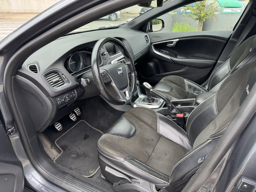 Volvo V40 1.6 D2 R-Design