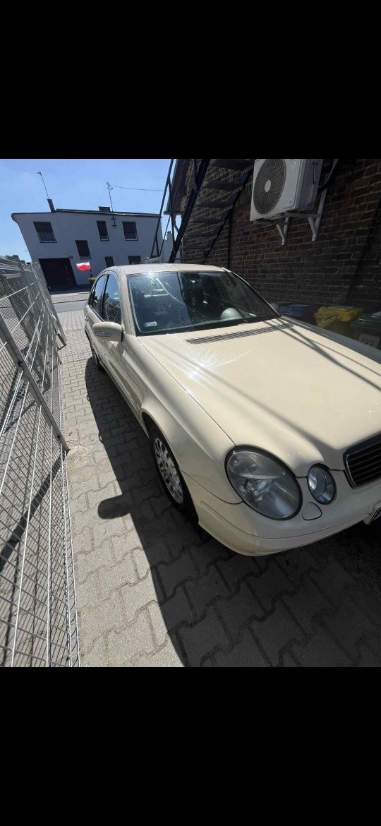 Sprzedam mercedesa w 211