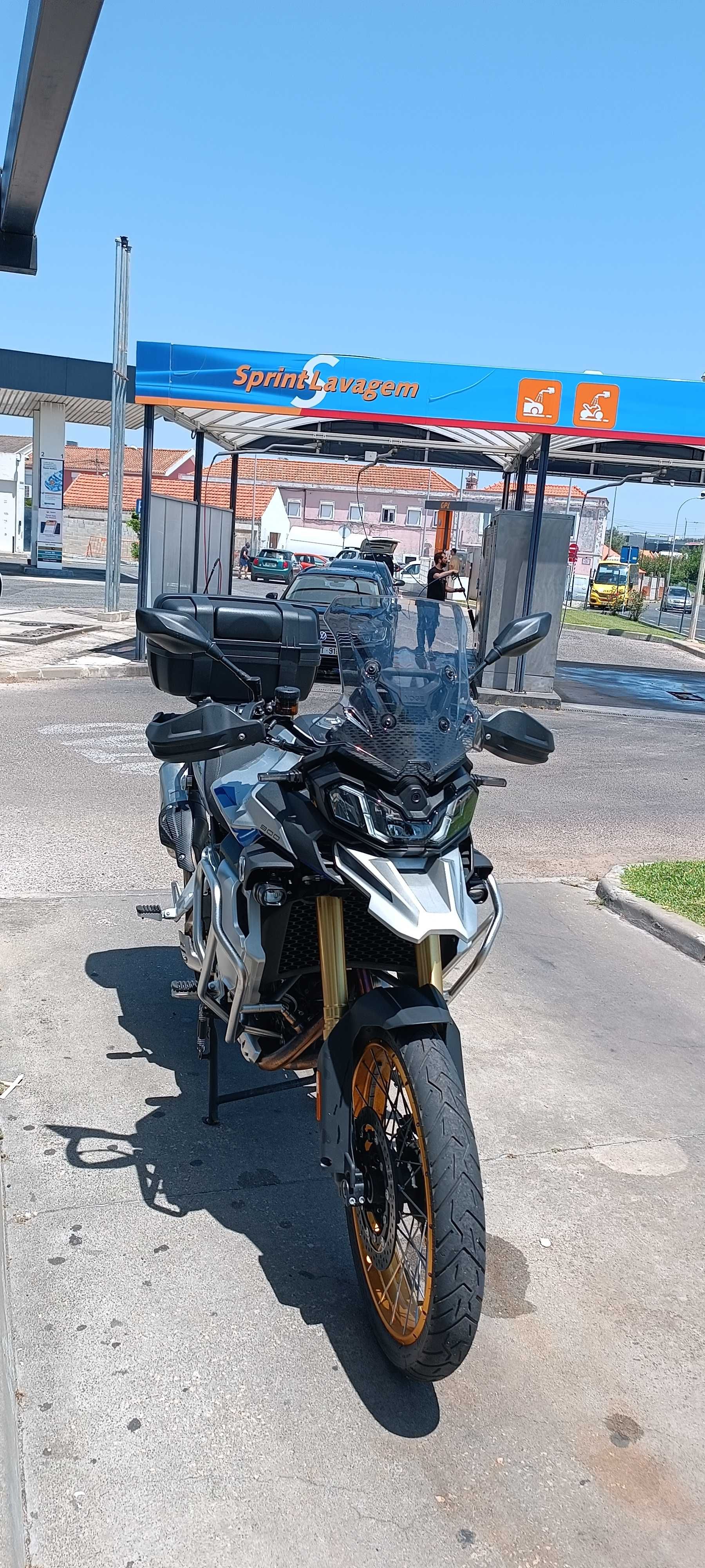 Mota Voge 900 DSX com 5300kms de 2024