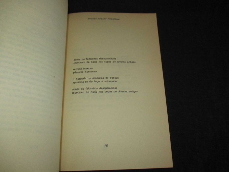 Livro Angola Angolé Angolema Arlindo Barbeitos