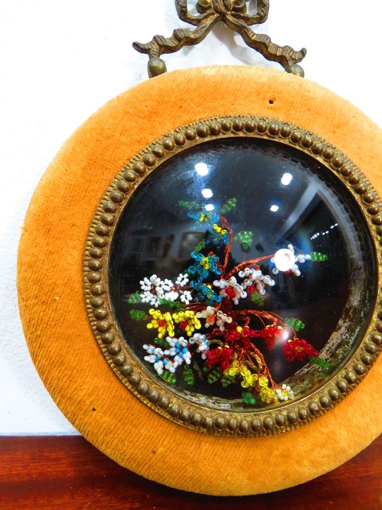 Moldura / redoma.