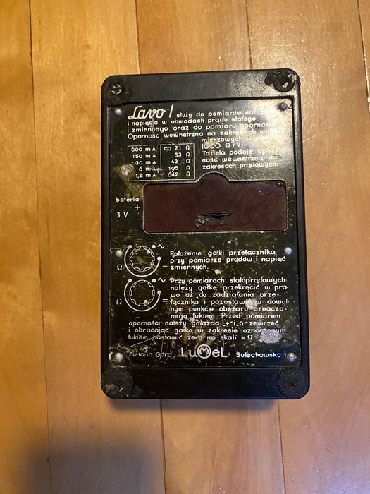 Miernik natężenia i napięcia prądu