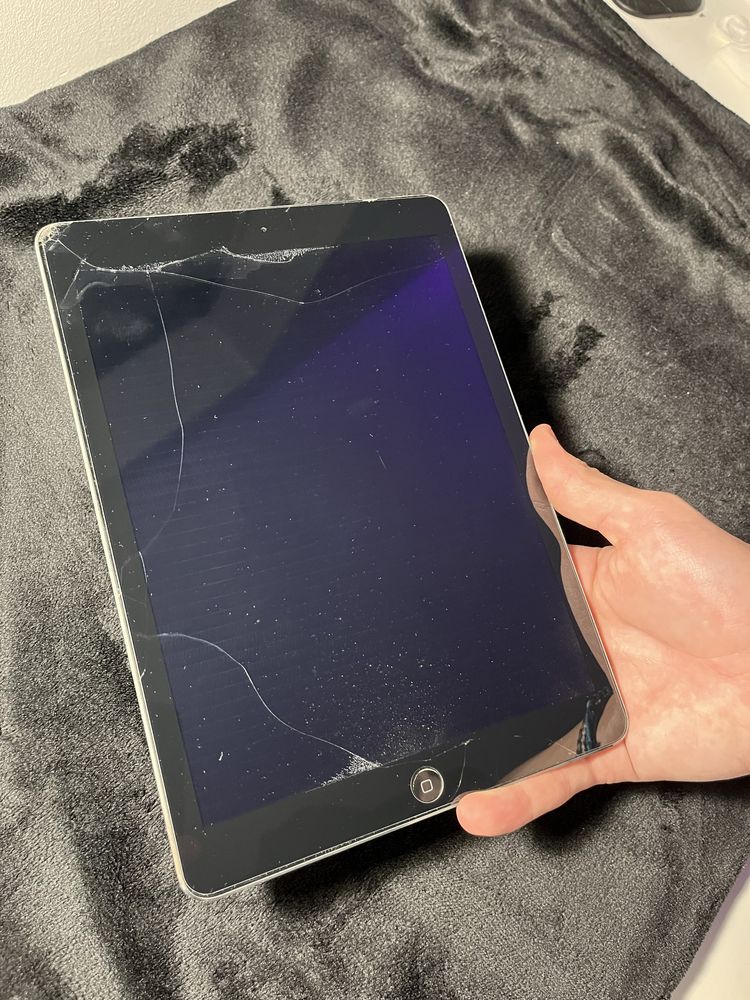 apple. Ipad 16gb