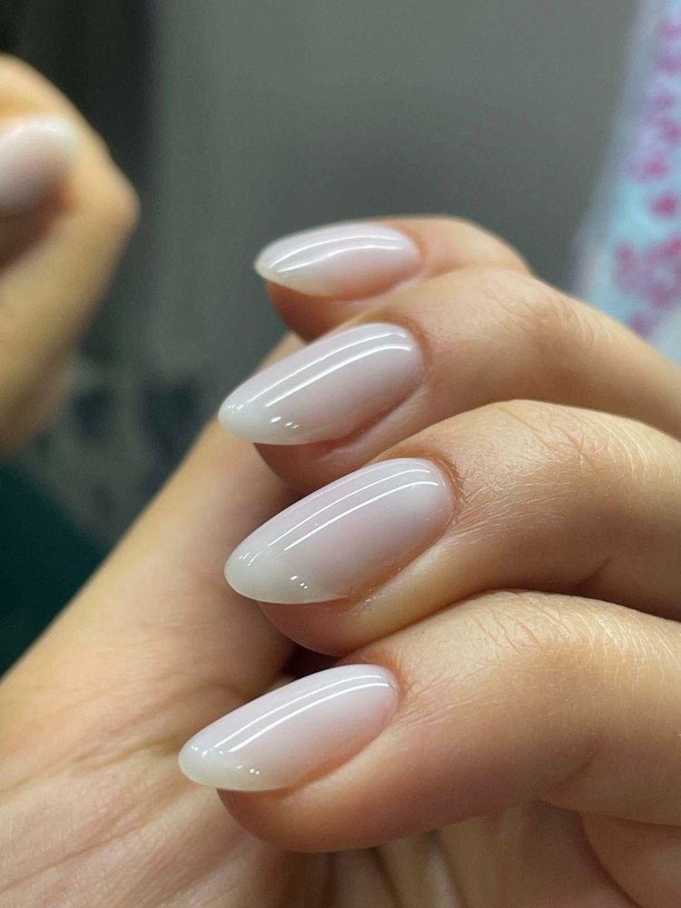 robienie paznokci/pedicure