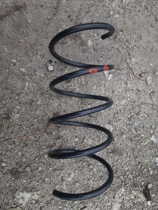 Пружина  w 203 передняя бу