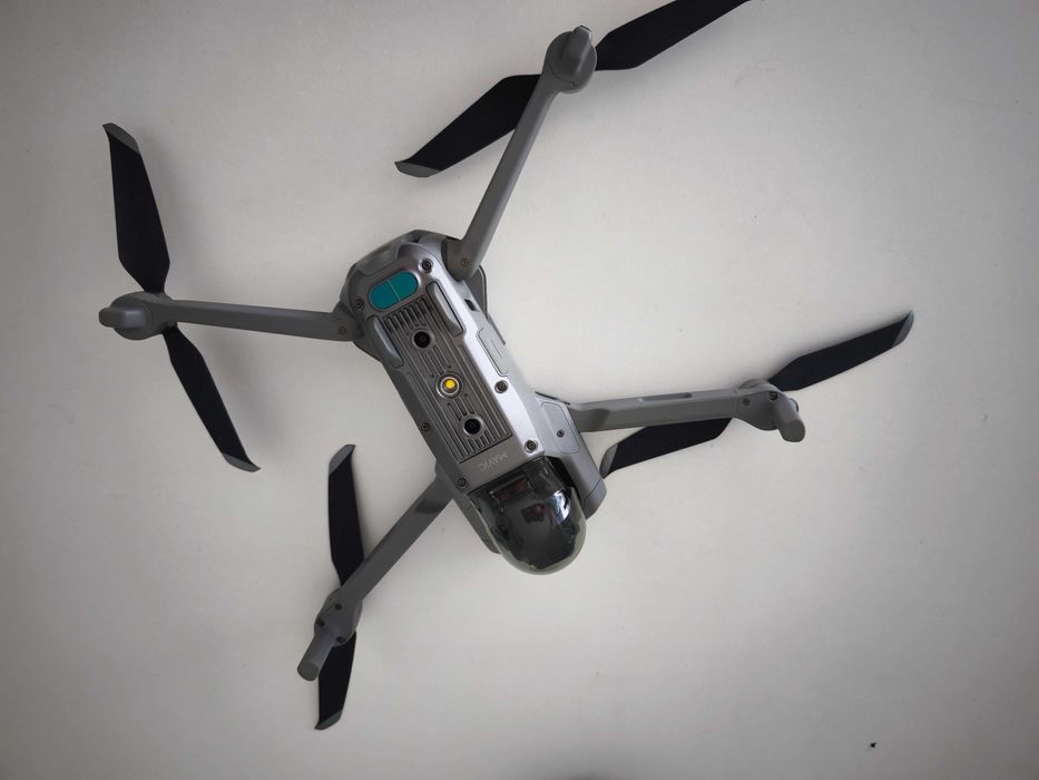 DJI Mavic Air 2 Fly More Combo, офіційний, в ідеалі! 1,5 години літає