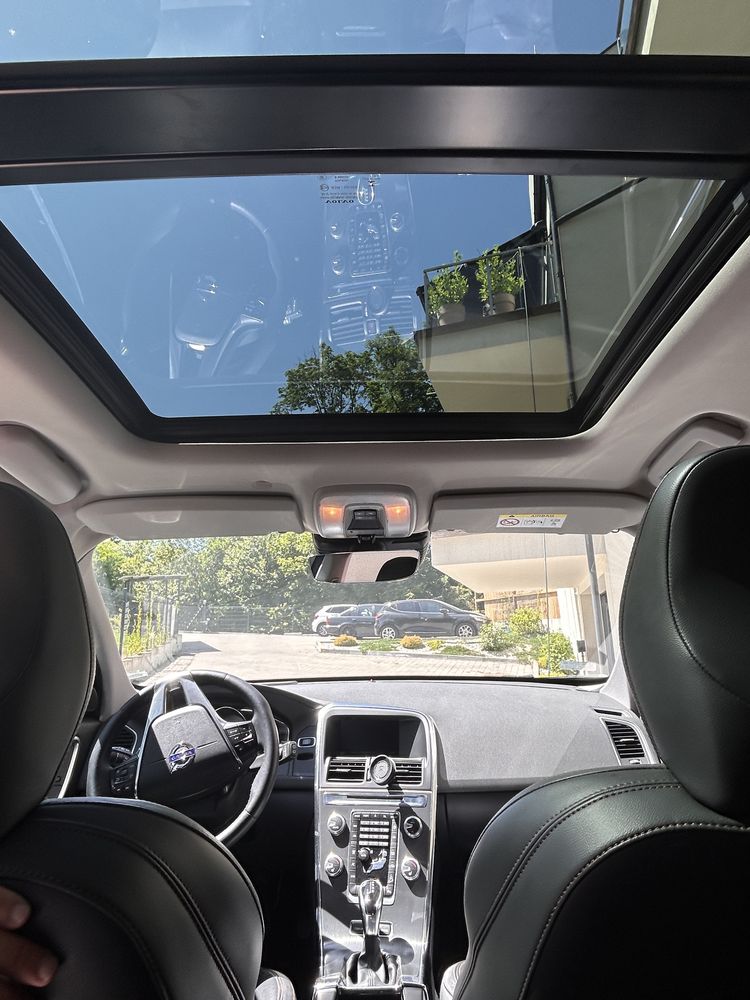 Volvo xc60 summum D5 2016 super stan