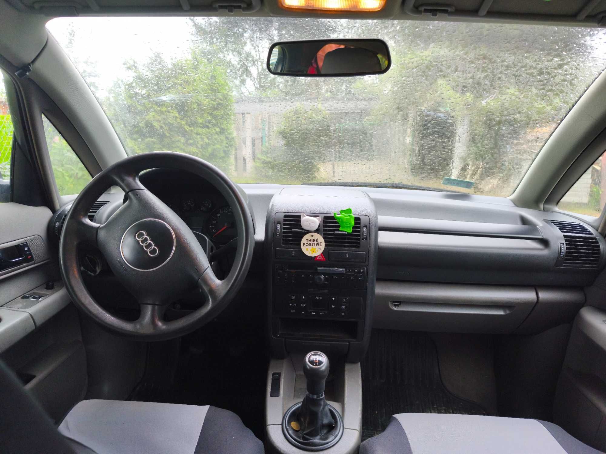 Sprzedam samochód AUDI A2 1.4 z 2001r.