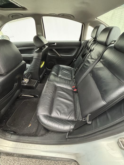 Passat  junta da cabeça com passagem