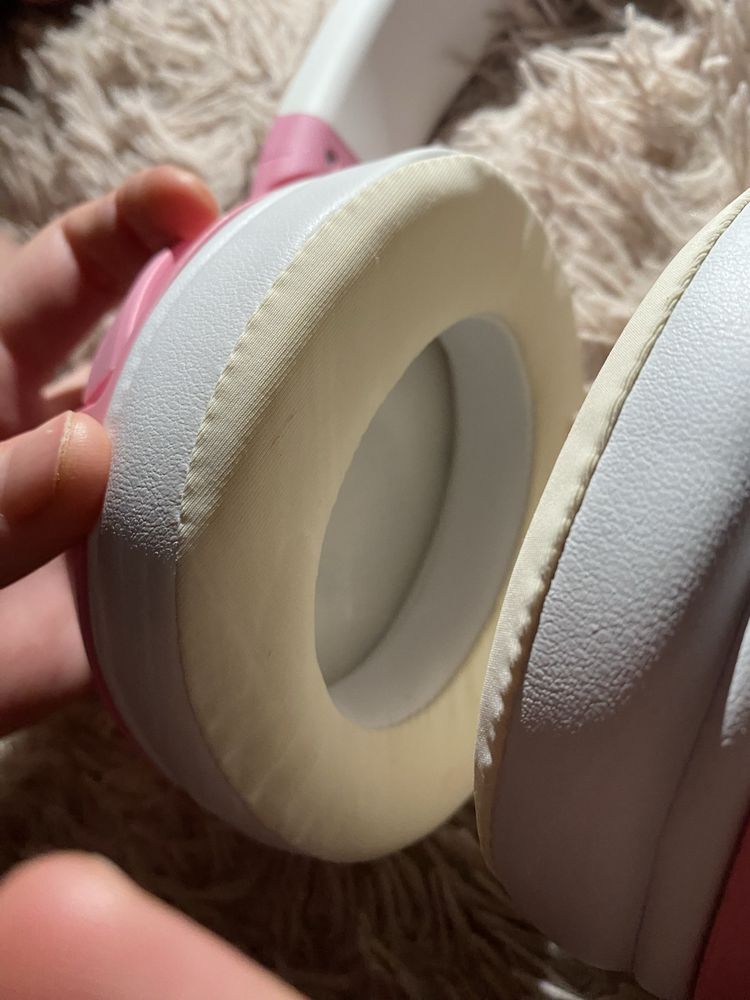 Навушники RAZER Kraken BT Hello Kitty