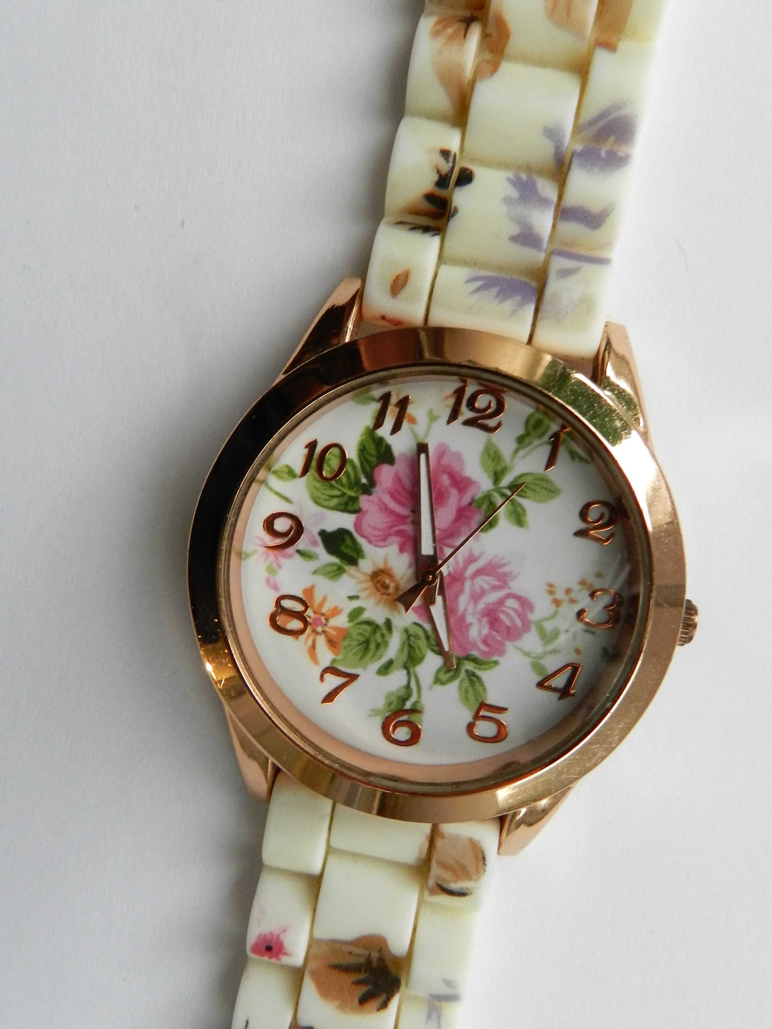 Годинник на руку з квітами, годинник жіночий