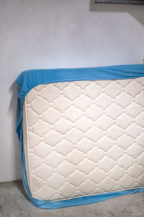 Sommier & Colchão BOM ESTADO