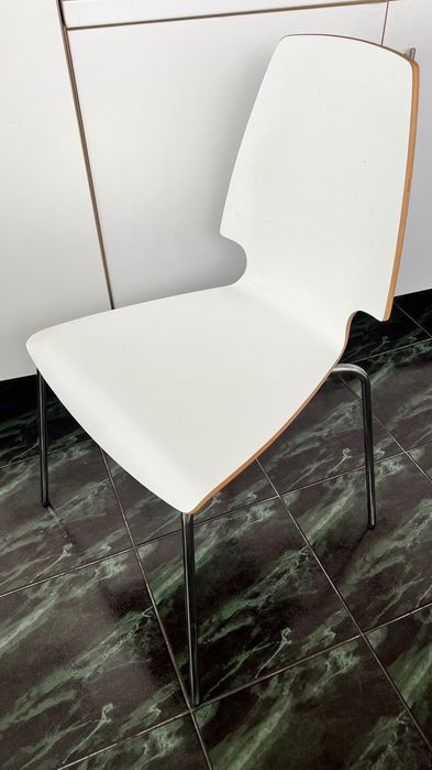 Cadeiras em bom estado