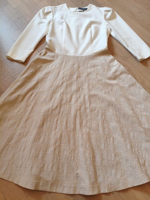 Плаття жіноче класика