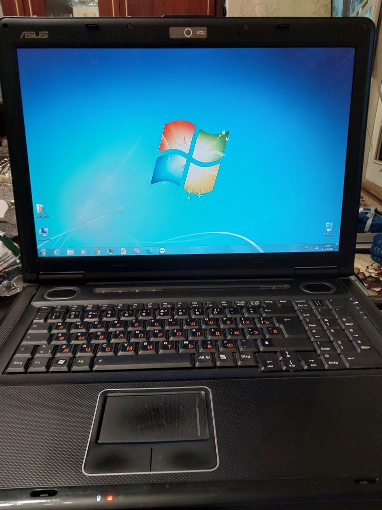 Ноутбук Asus X71Sr