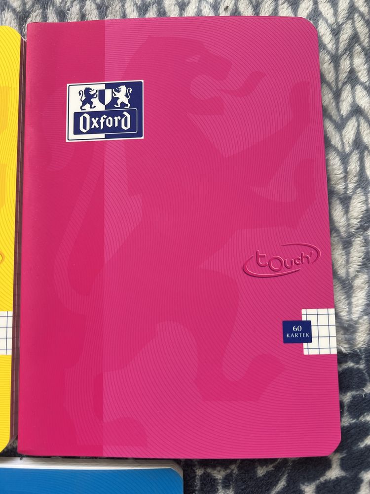 3 nowe zeszyty firmy oxford 60 kartek w kratke