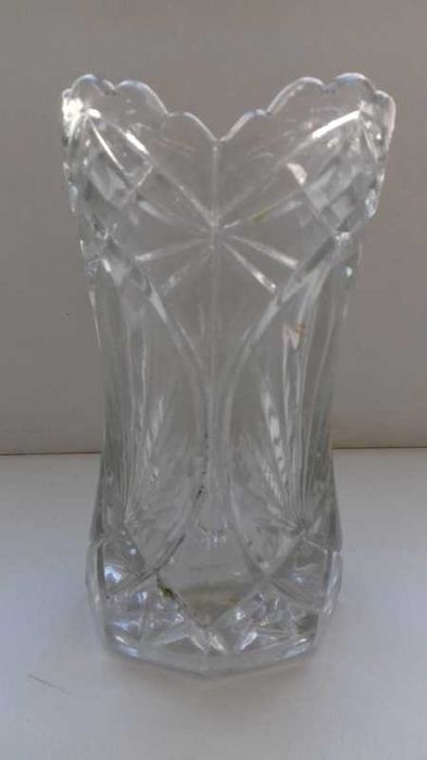 Wazonik flakonik szklany kryształ