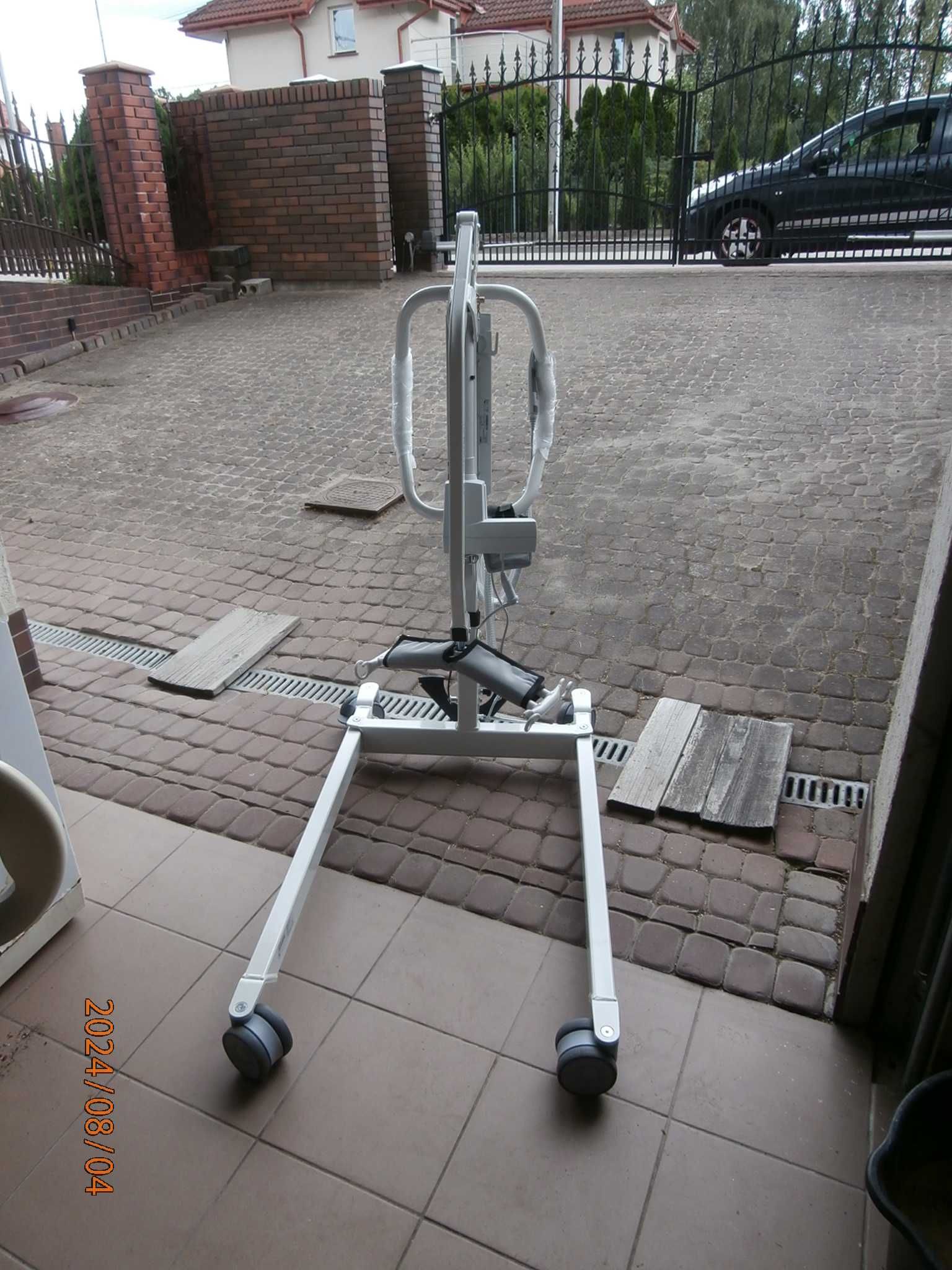 Podnośnik Osoby Niepełnosprawnej do 175 kg VERMEIREN - NOWY