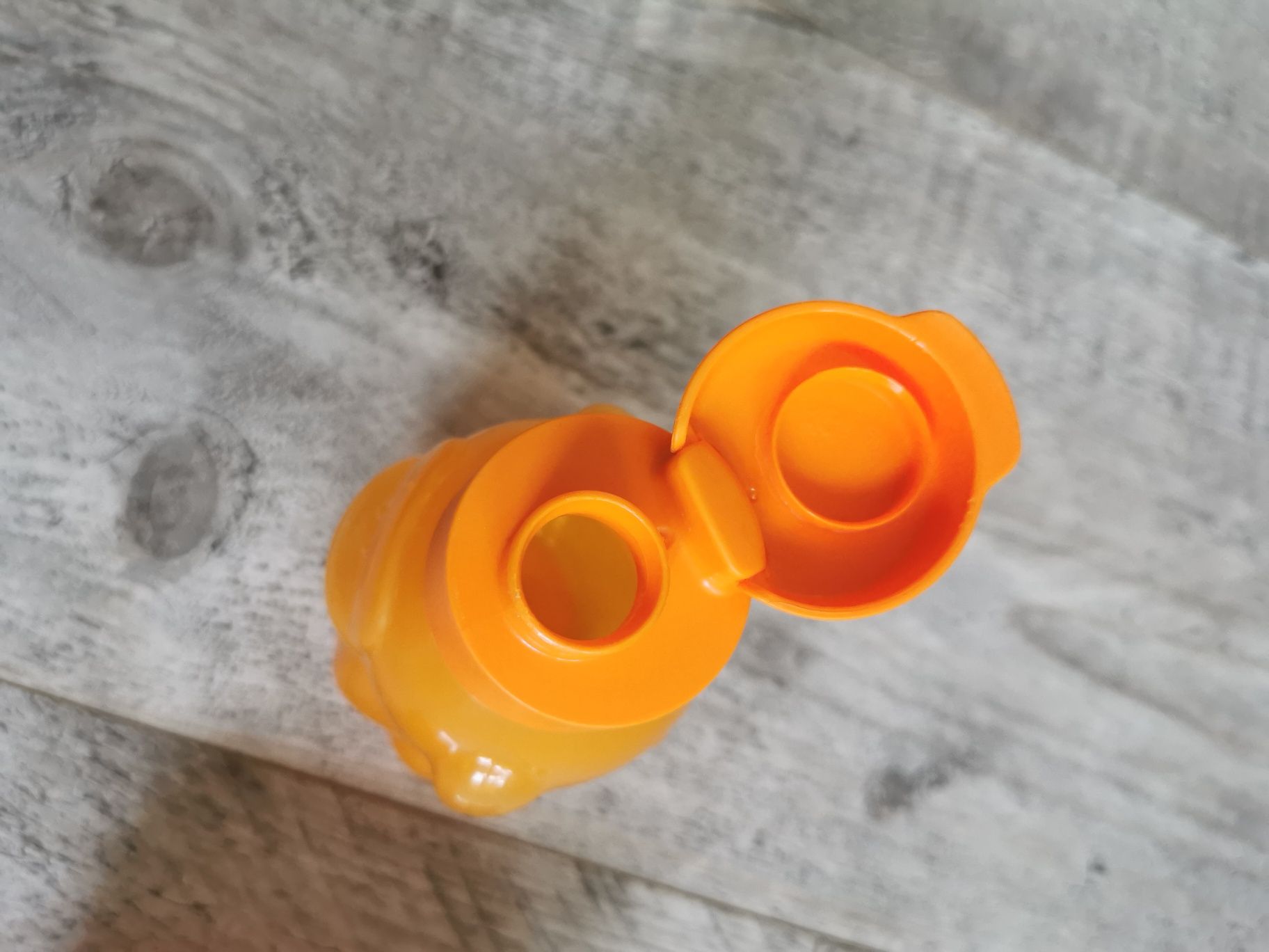 Zestaw Tupperware bidon i kanapnik z małpką stan bdb