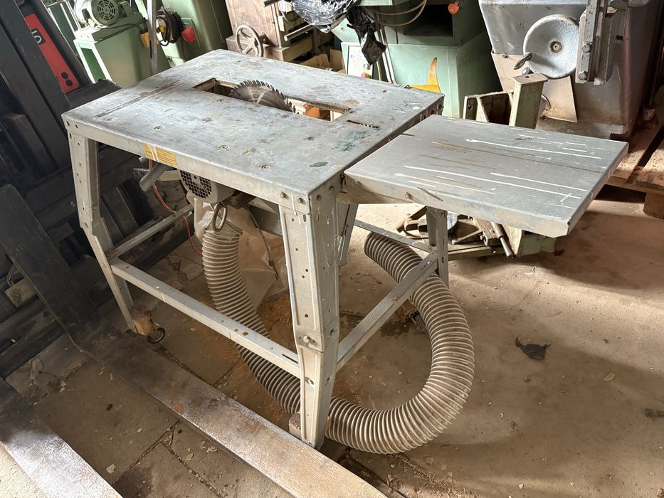 Pila stolowa krajzega cyrkularka  230v