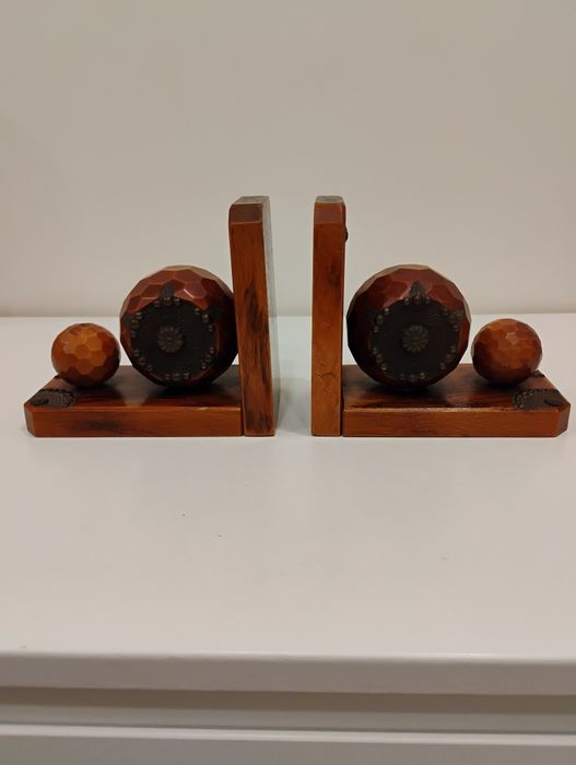 Par de suportes para livros