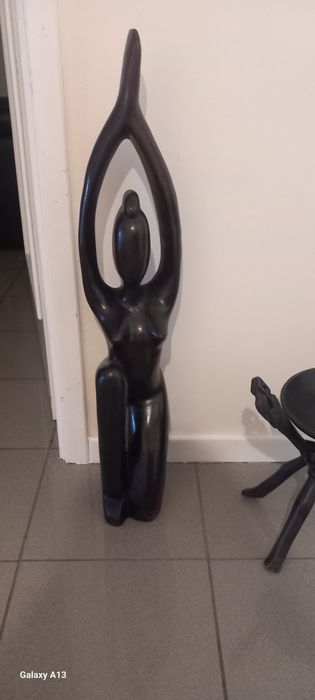 Conjunto em madeira maciça