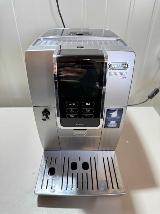 Ekspres Delonghi ECAM 370.95.S po całkowitym przeglądzie + gwarancja