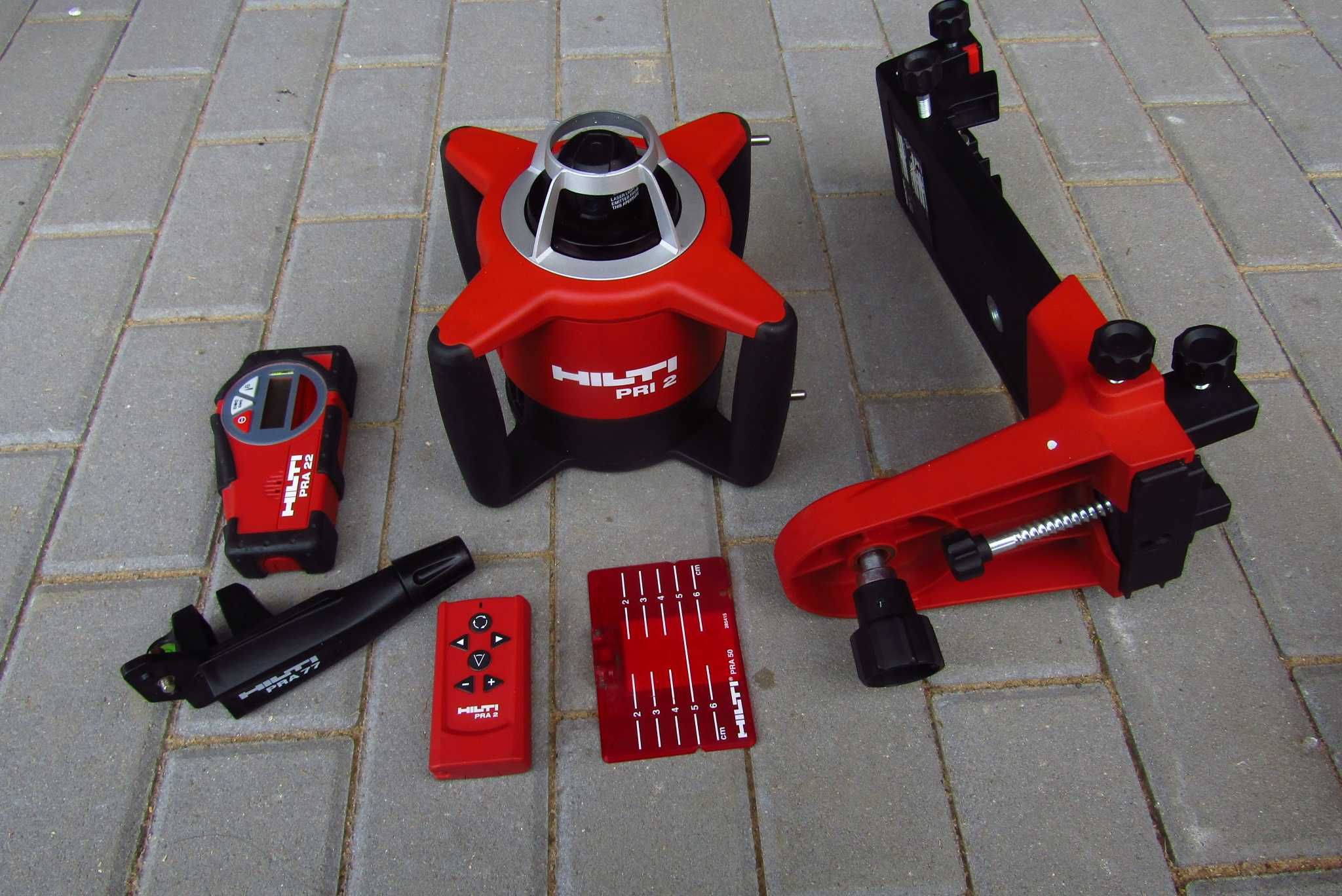 Niwelator Hilti PRI 2 PRA2 PRA22 PRA70 Super stan