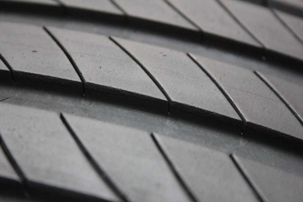 205/60/16 Michelin Primacy 4 S1 205/60 R16 92H