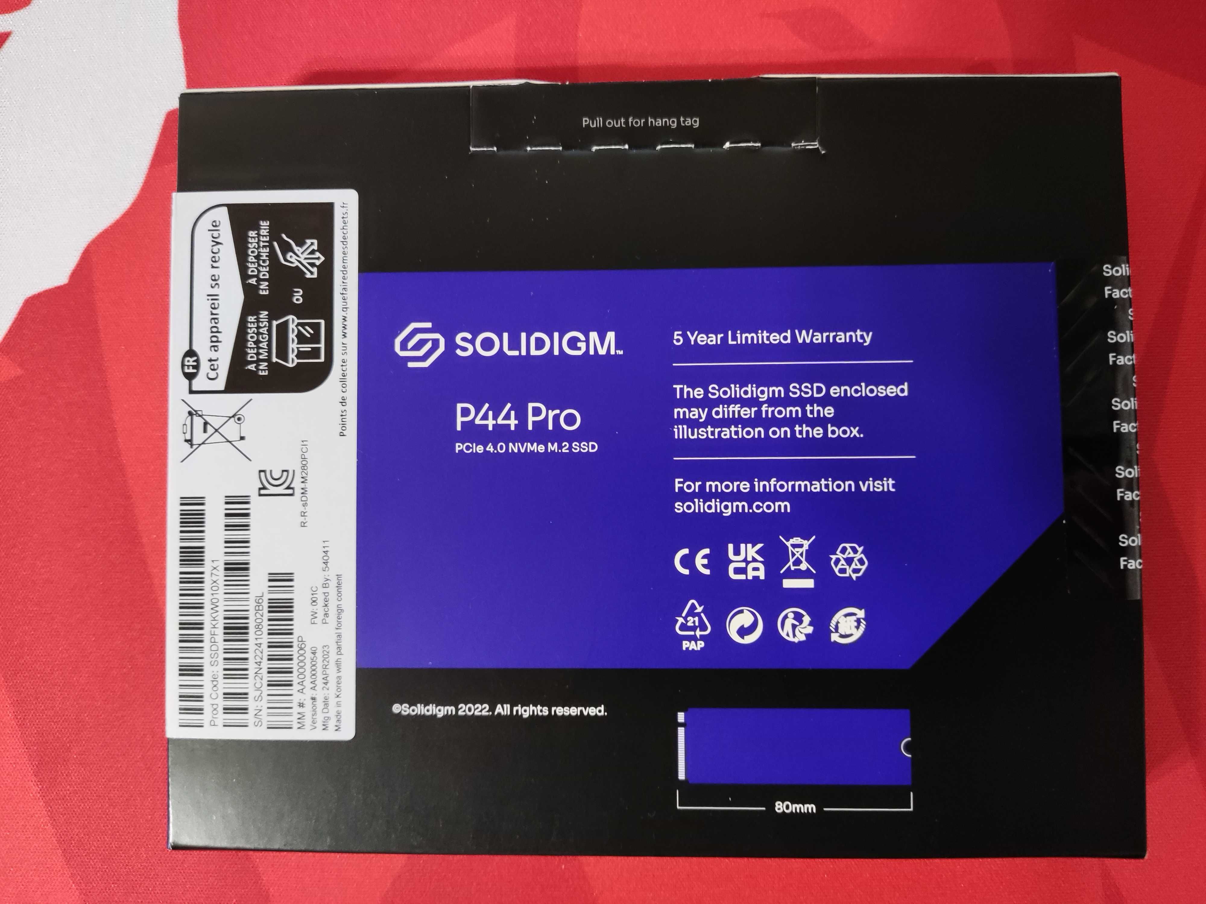 SSD диск Solidigm P44 Pro 1 TB (SSDPFKKW010X7X1)