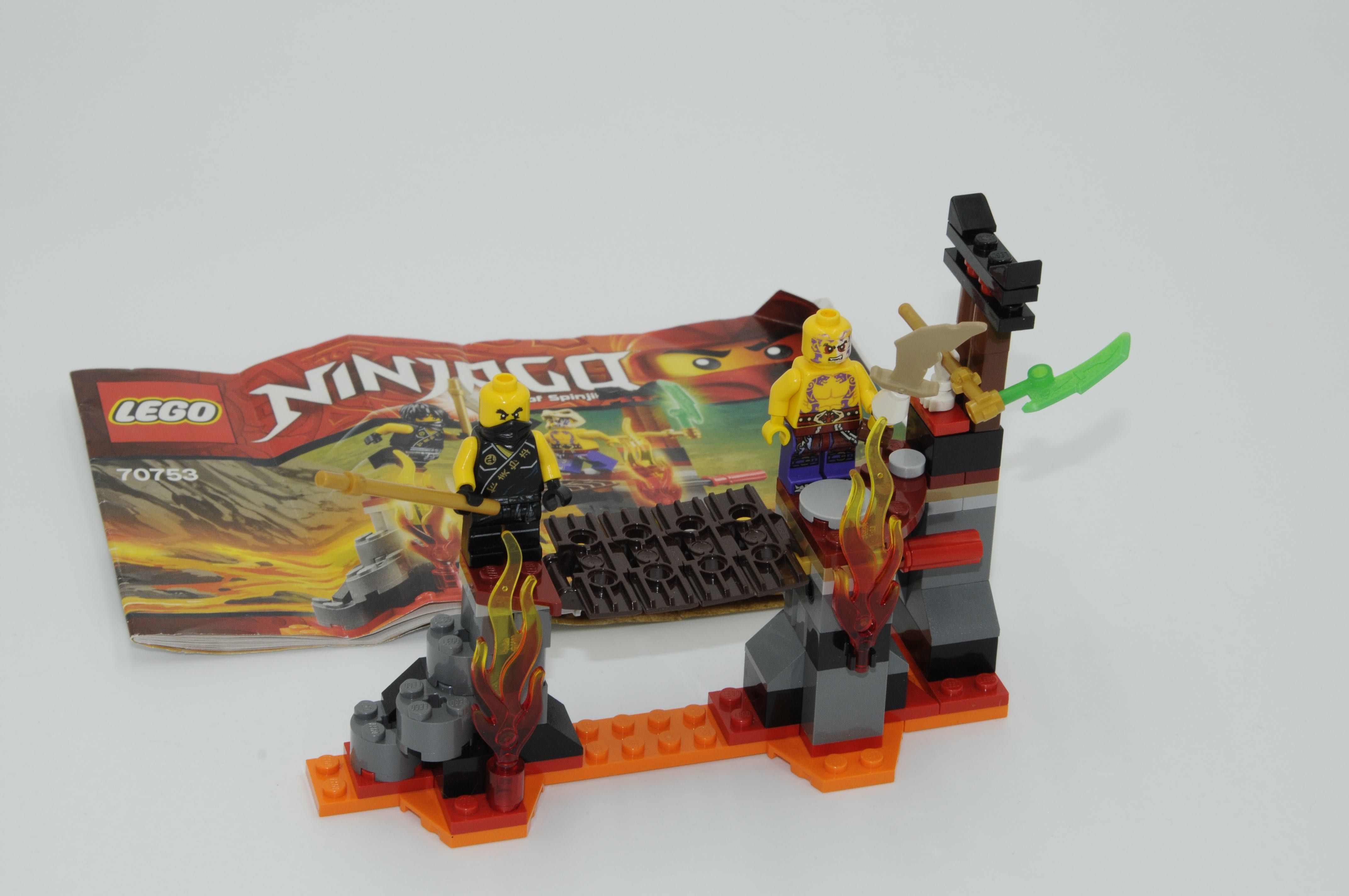 Lego 70753 Ninjago Pojedynek na Moście Lava Falls