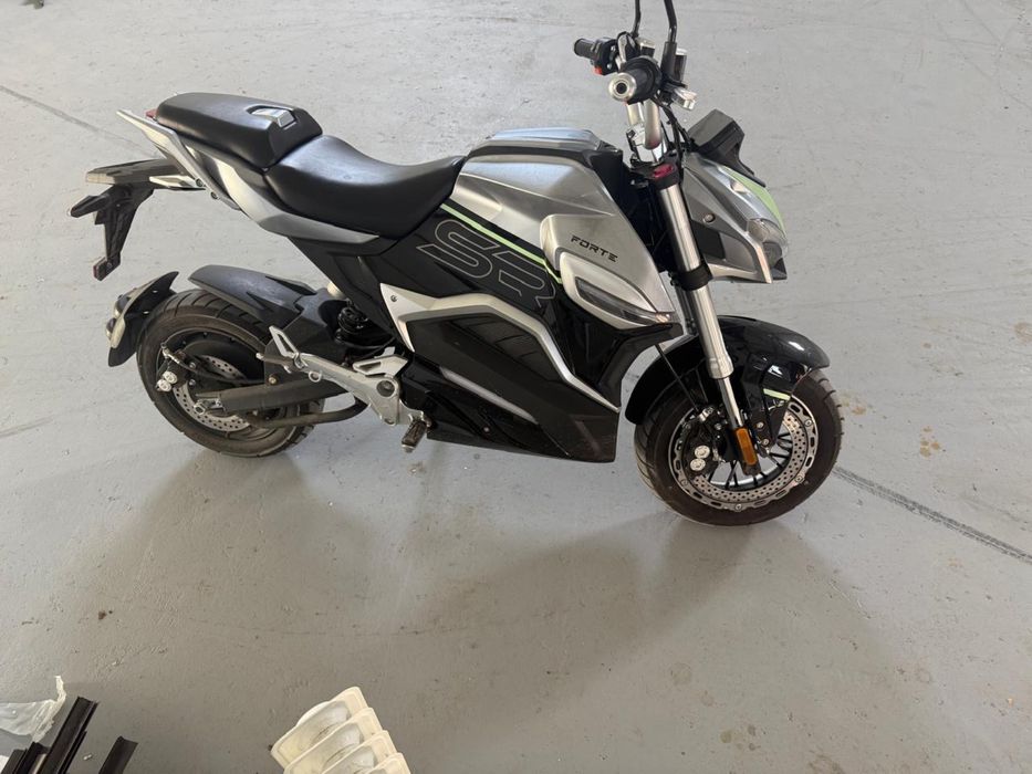 Електричний мотоцикл Forte V15