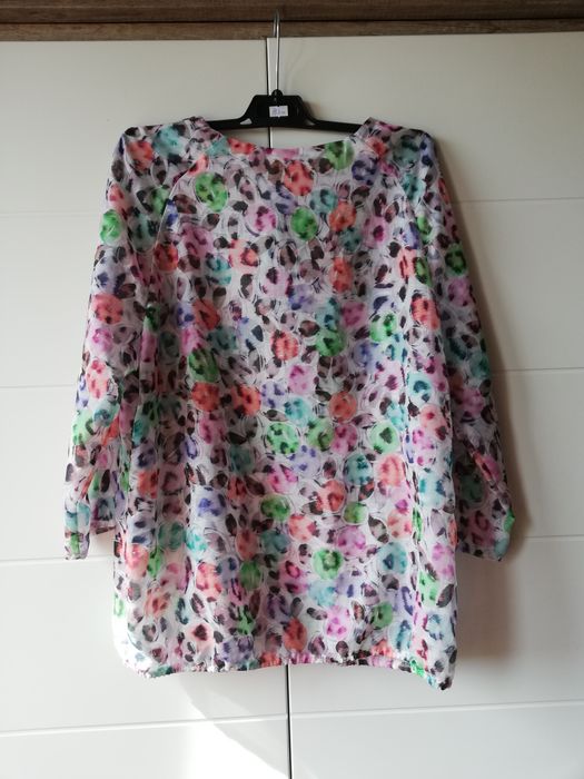 Lekka bluzeczka M