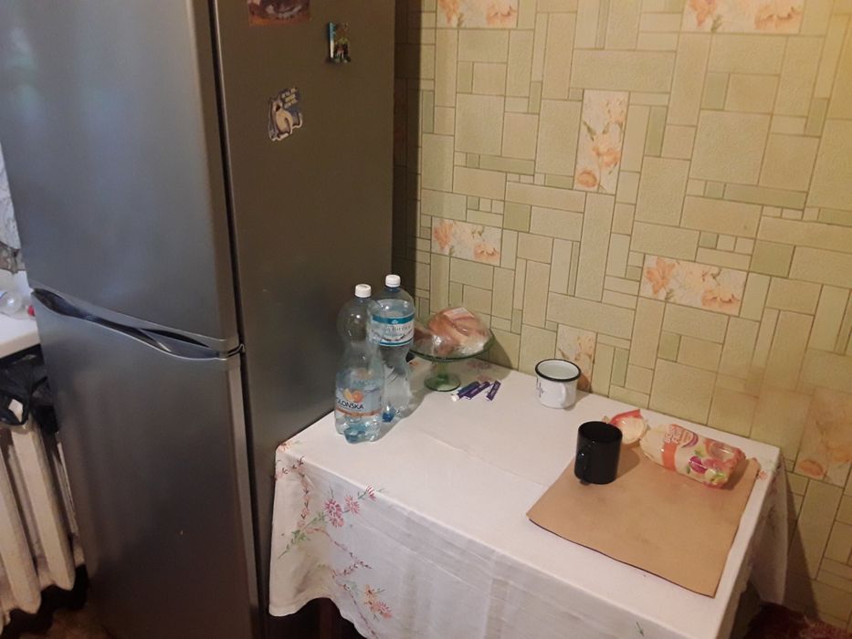 2 кімн Металл оайон 1 поверх , з меблями і технікою