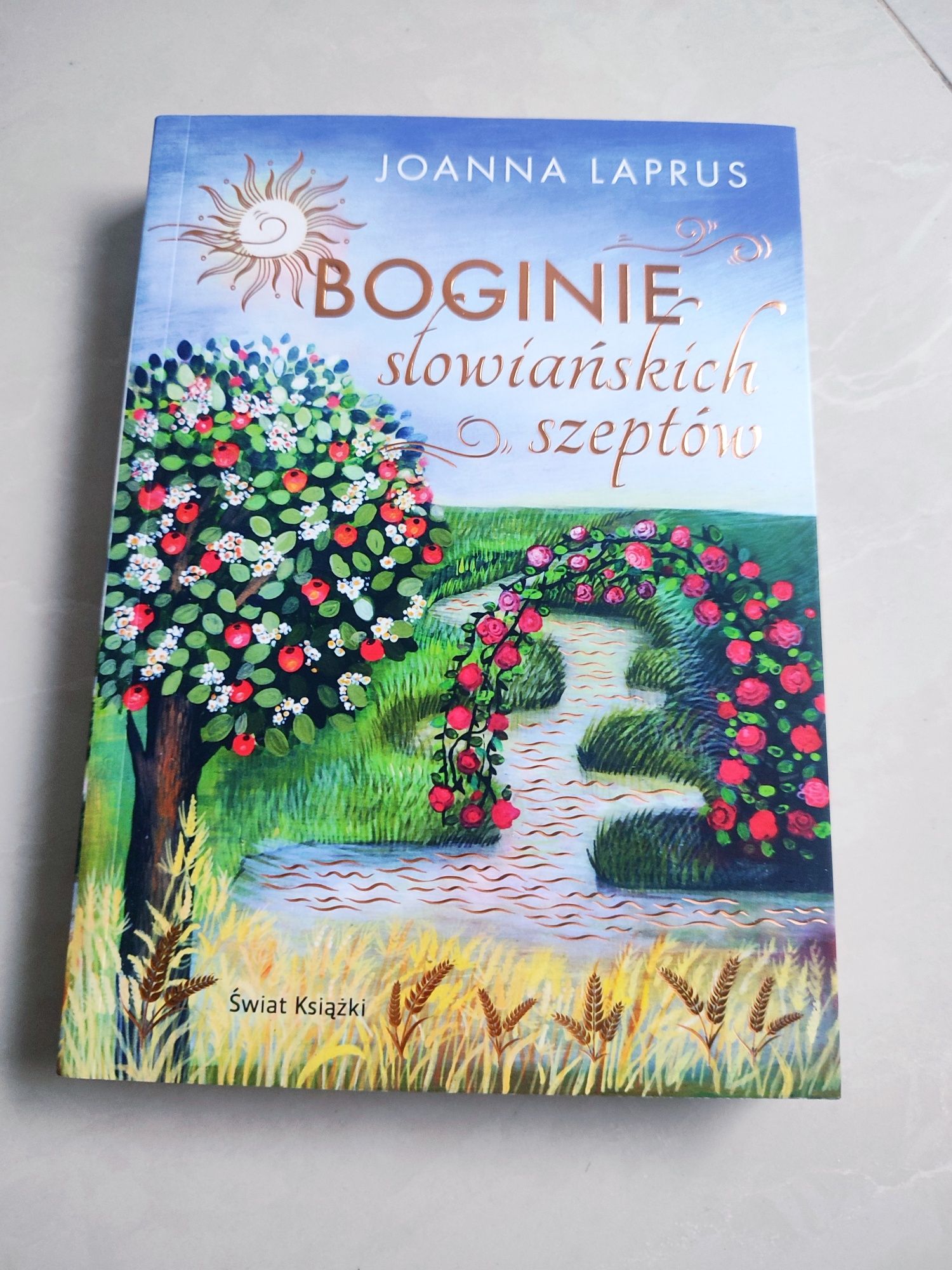 Boginie słowiańskich szeptów Joanna Laparus nowa