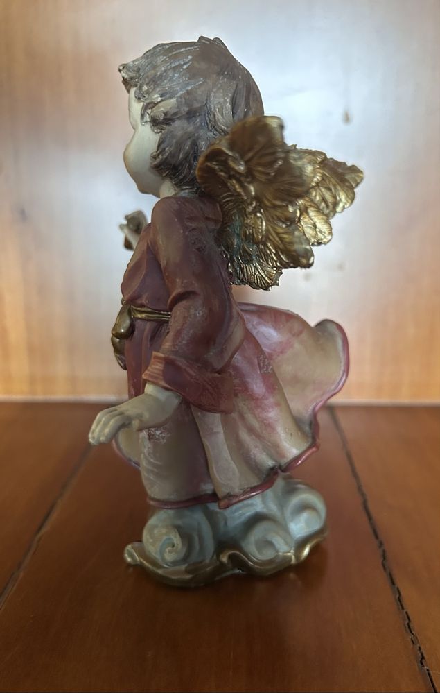 Figura de anjo em bom estado